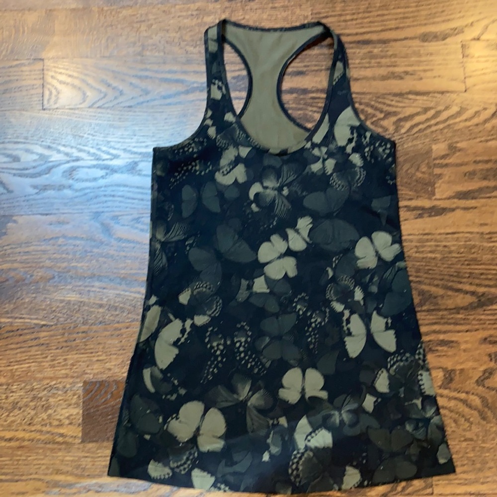 Lululemon tank worn 1 time